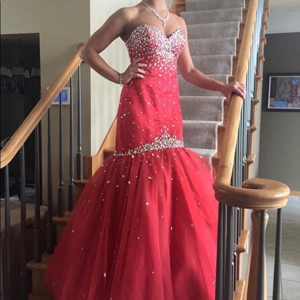 Red formal/prom dress